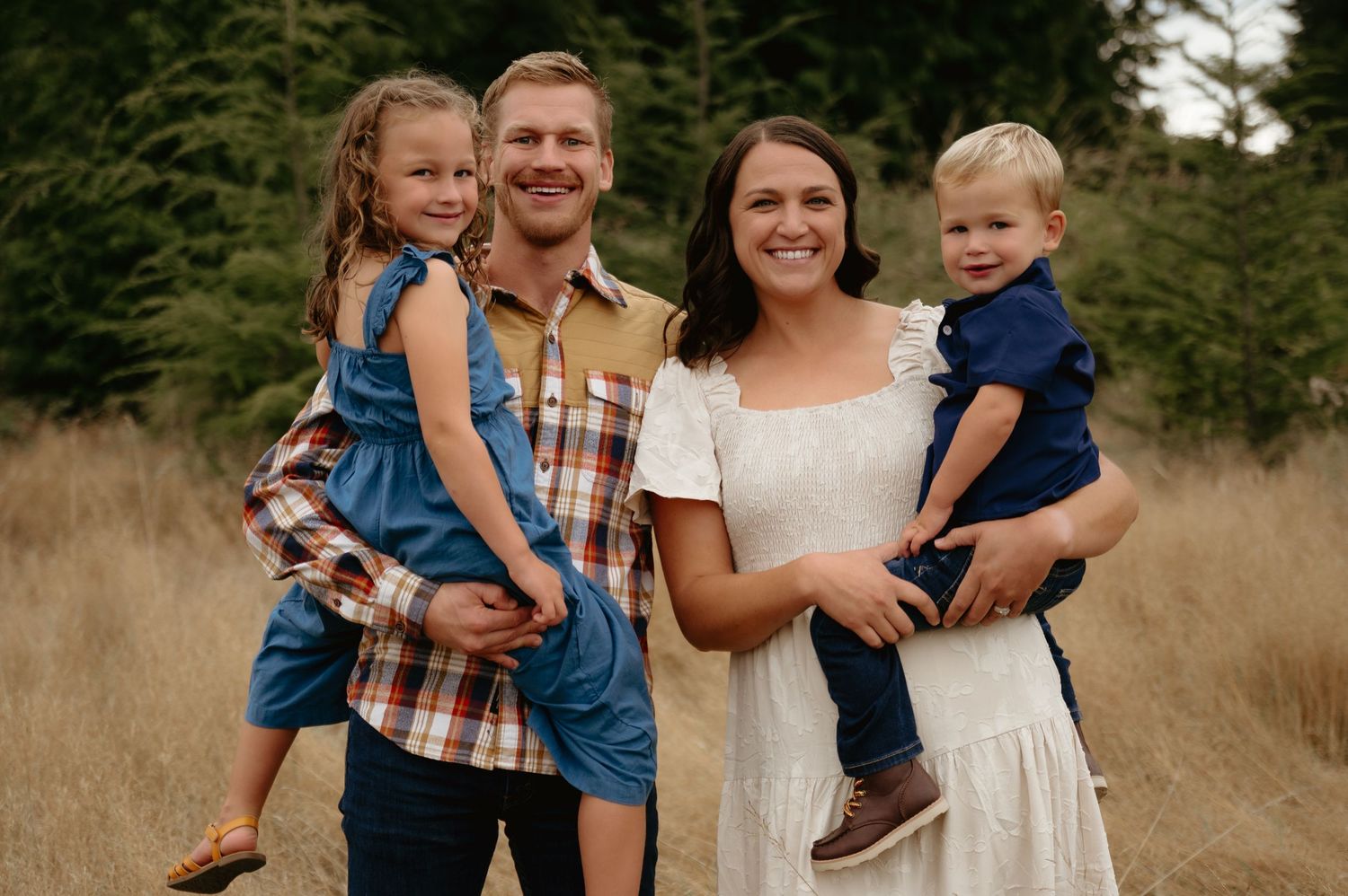 Snohomish Family Photographer Snohomish Maternity Photographer Seattle Family Photographer PNW Family Photographer