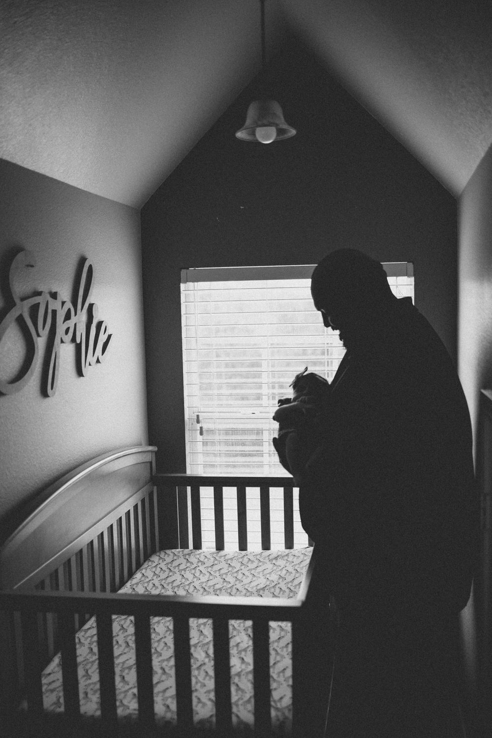 reverie-photo-helotes-san-antonio-family-photographer-in-home-newborn-session