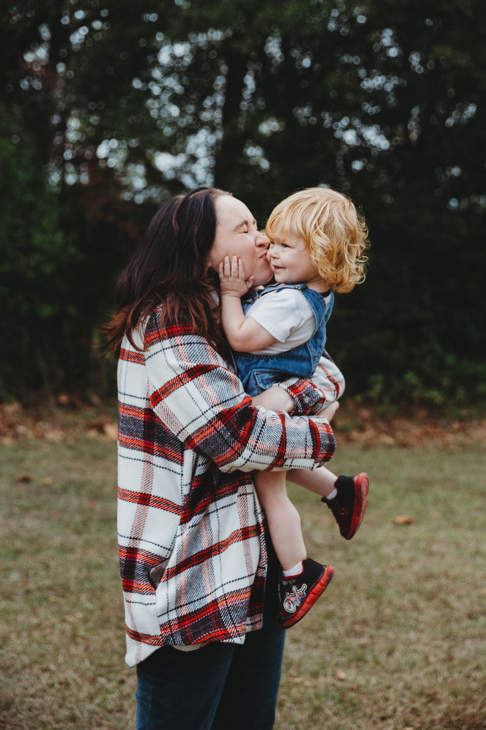 Lifestyle Documentary Photoshoot
Danielle Whitney Photography
Based in Dothan, AL.