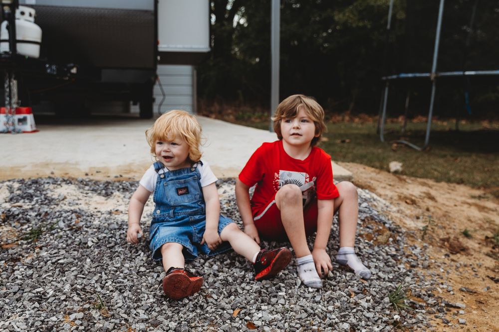 Lifestyle Documentary Photoshoot
Danielle Whitney Photography
Based in Dothan, AL.