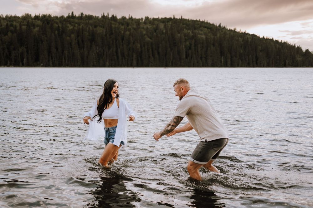 Alberta.Calgary.Edmonton Wedding Photographer JRoyale Photography Couple session water session