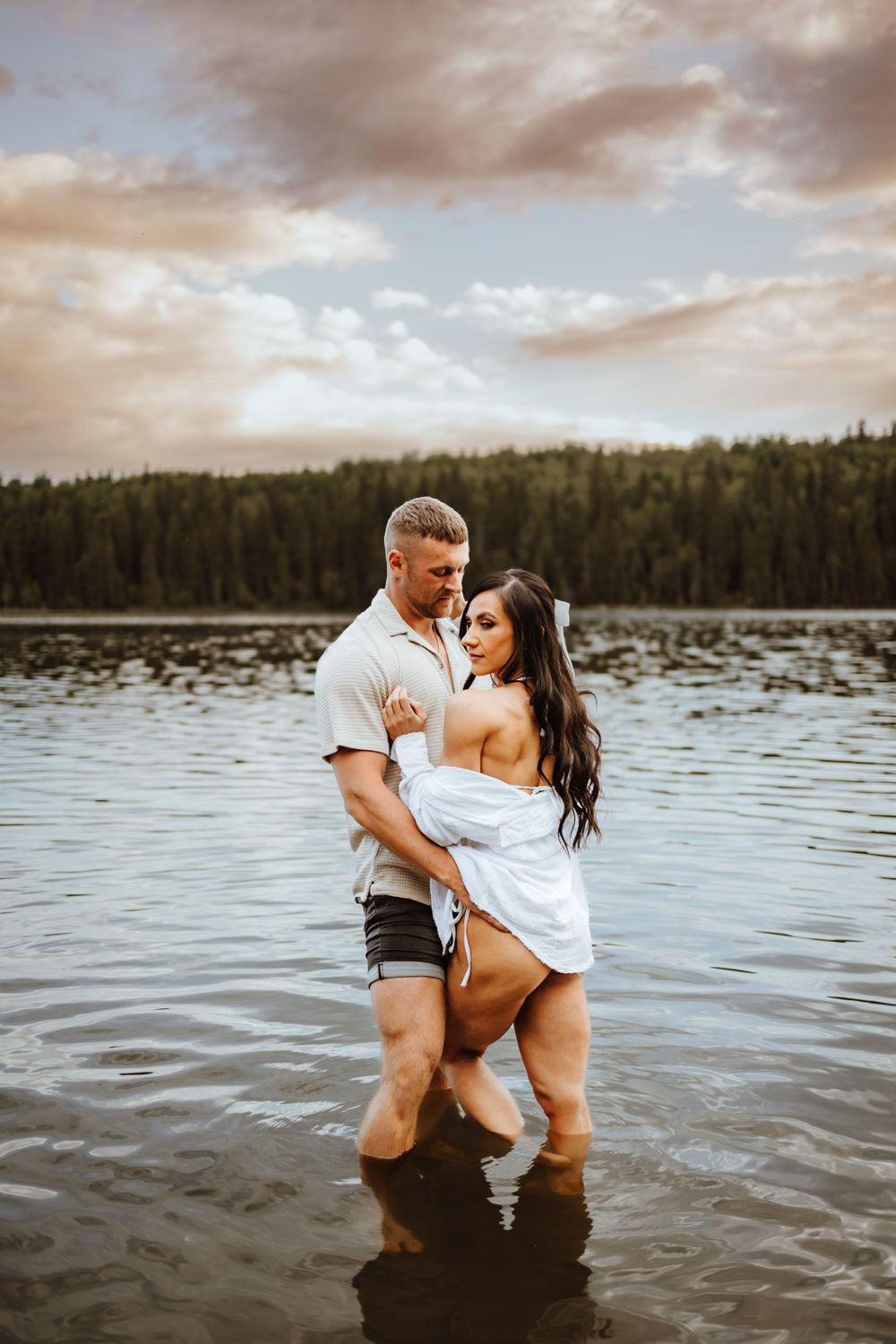 Alberta.Calgary.Edmonton Wedding Photographer JRoyale Photography Couple session water session