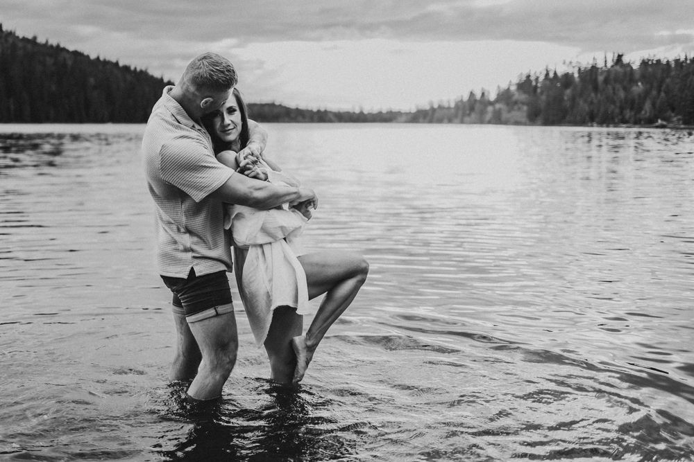 Alberta.Calgary.Edmonton Wedding Photographer JRoyale Photography Couple session water session