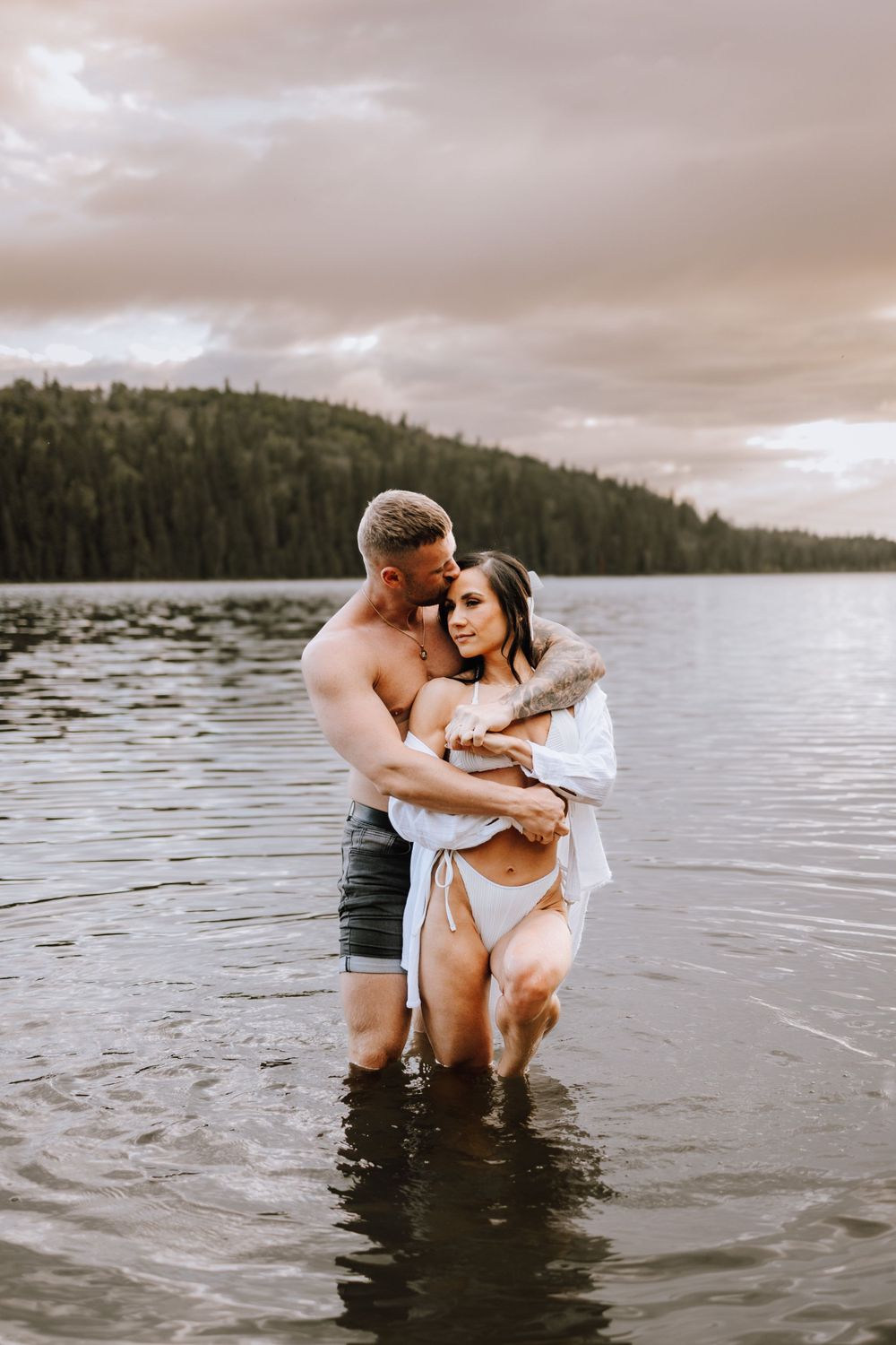 Alberta.Calgary.Edmonton Wedding Photographer JRoyale Photography Couple session water session