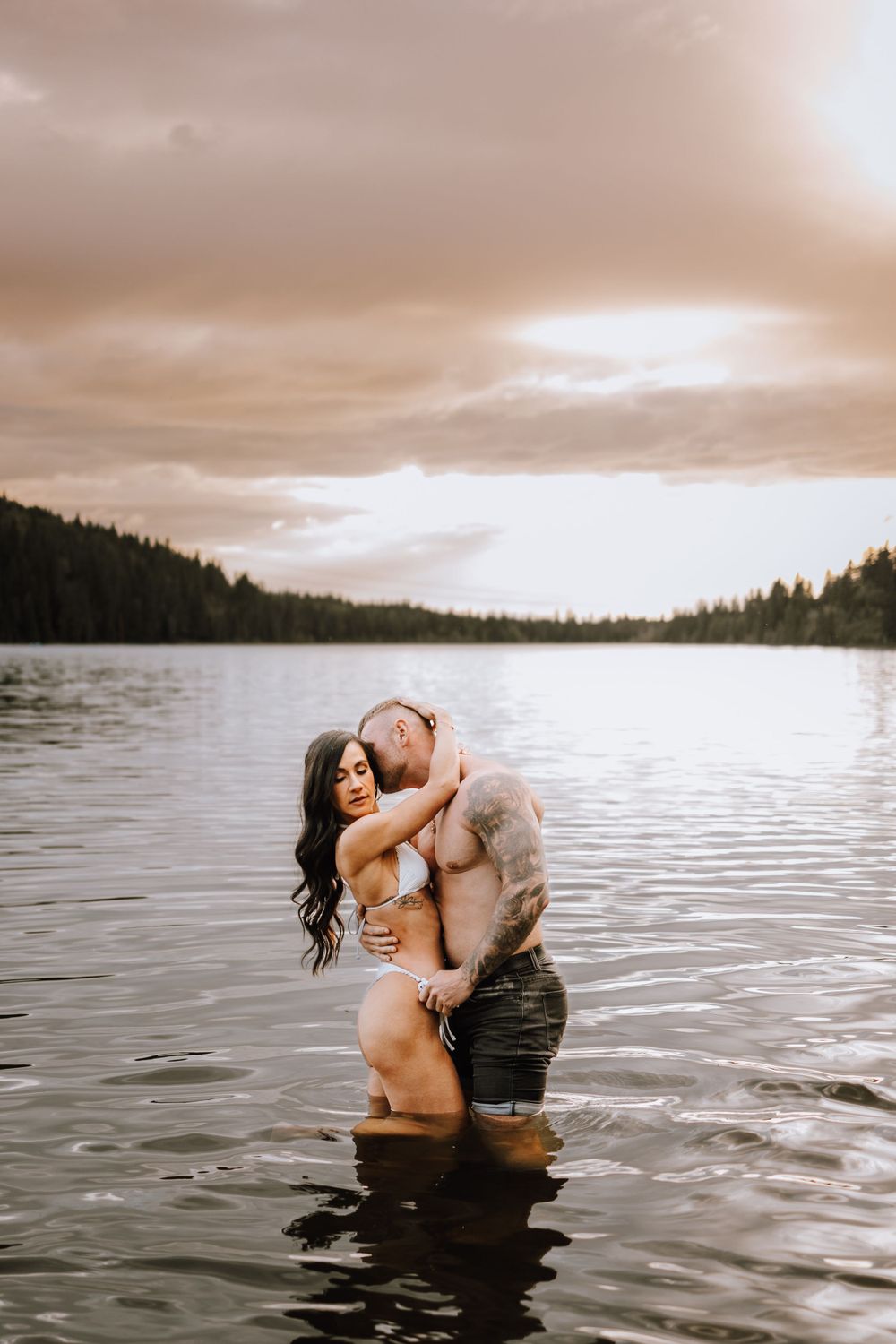 Alberta.Calgary.Edmonton Wedding Photographer JRoyale Photography Couple session water session