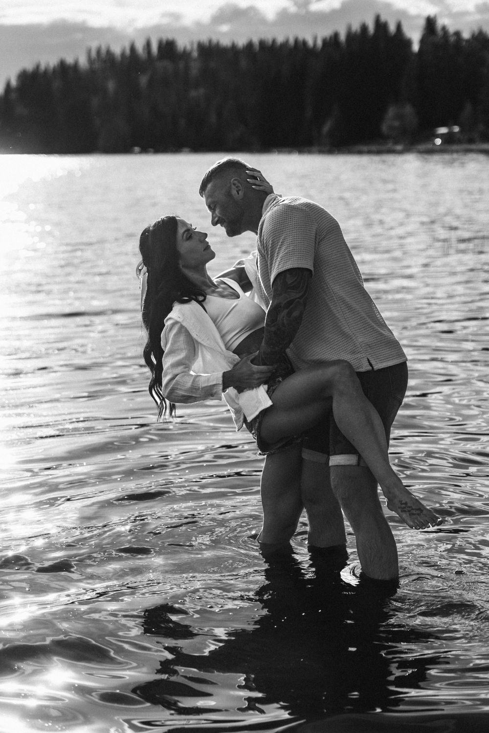 Alberta.Calgary.Edmonton Wedding Photographer JRoyale Photography Couple session water session