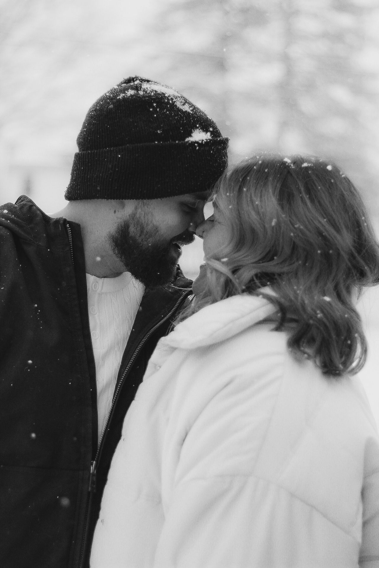 Couples snow photoshoot