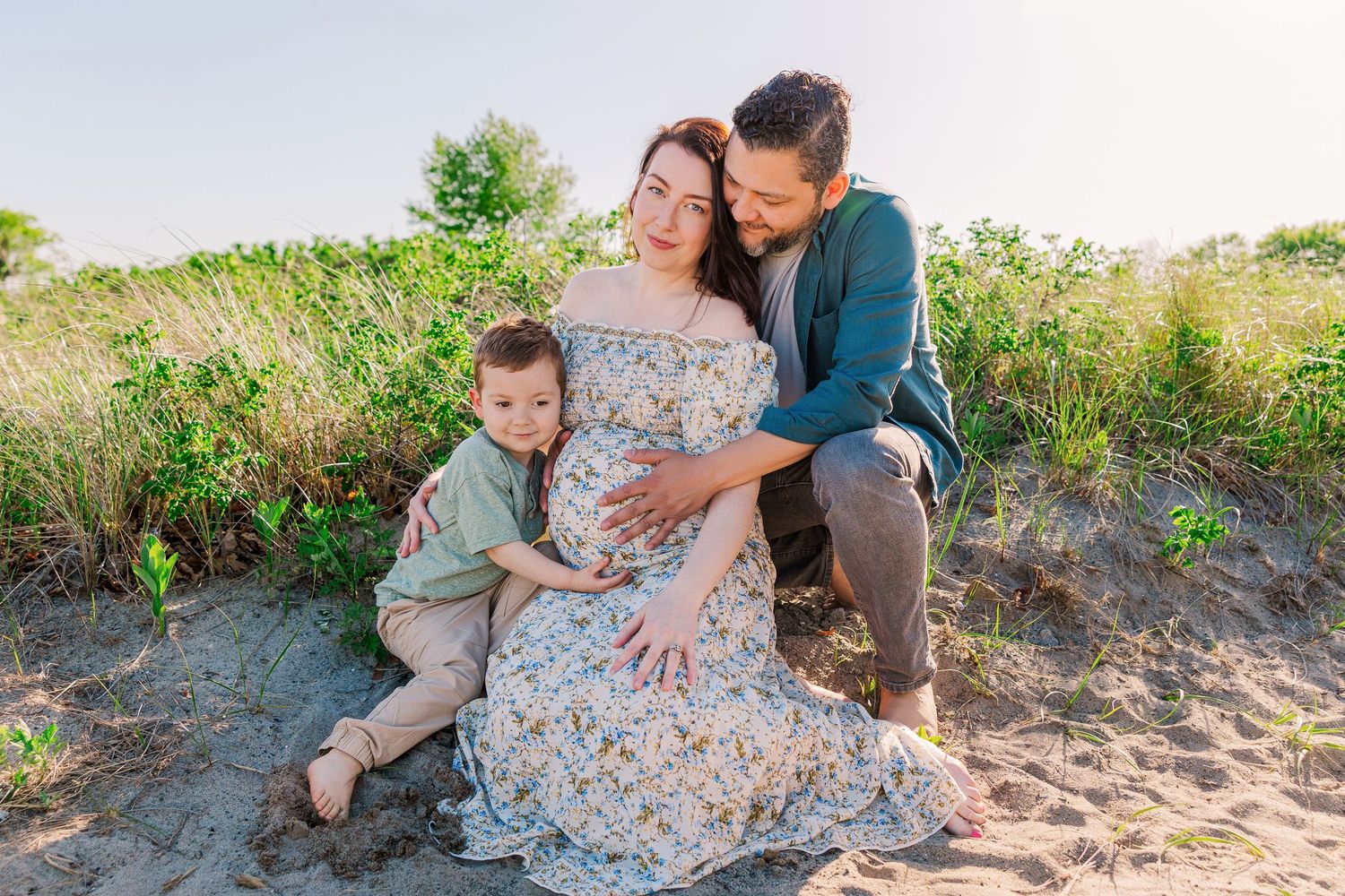 Candid, natural extended family photography in Ridgefield, Fairfield, Danbury, Wilton, Westport & New Canaan, CT. Perfect for generations to