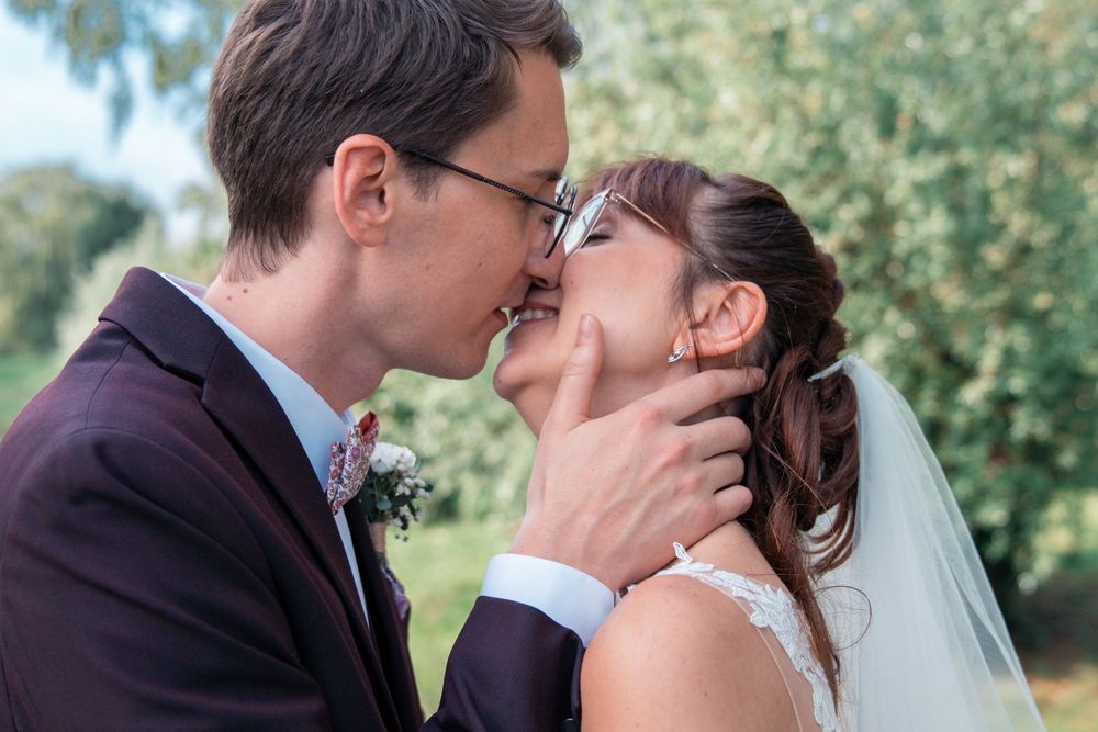 Photographie de mariage naturelle et spontanée