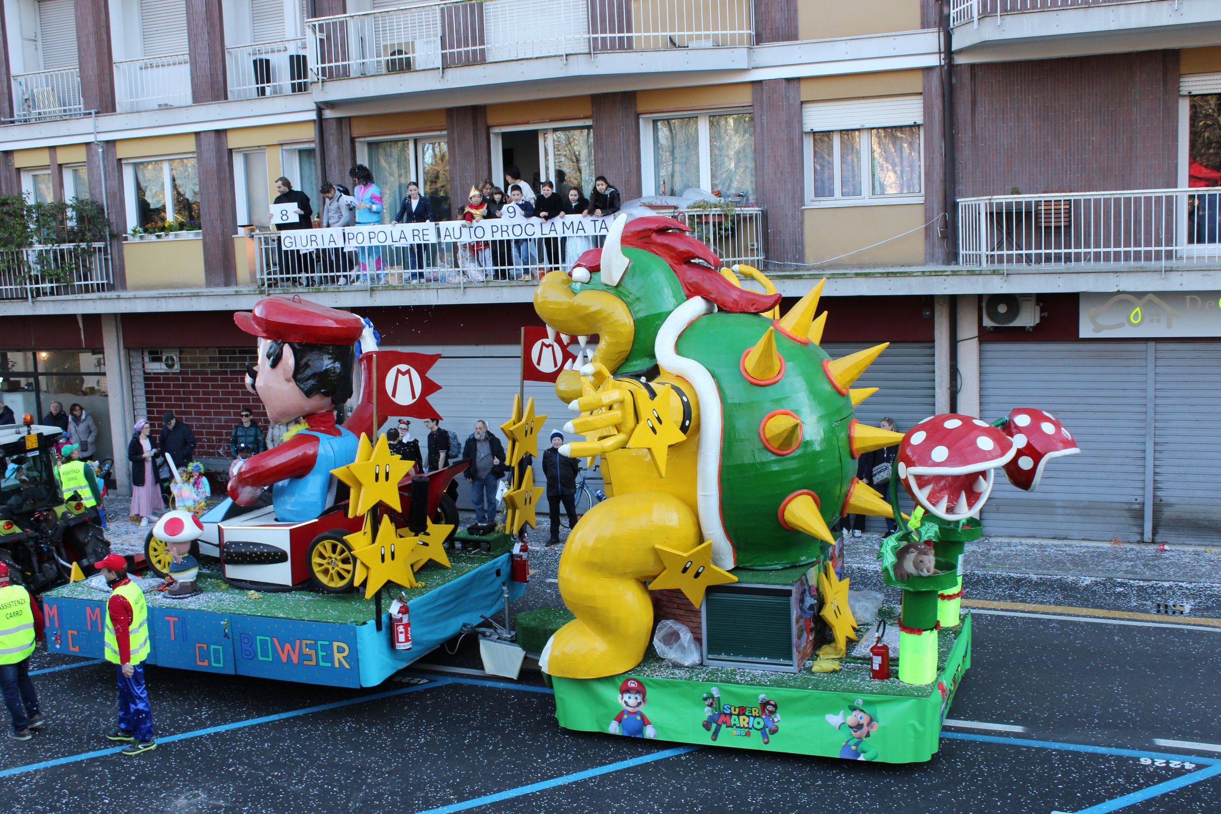 Treviso Carnival Parade 2026. The Sanvecarri Association with the show “Me with Mario, you with Bowser!”.