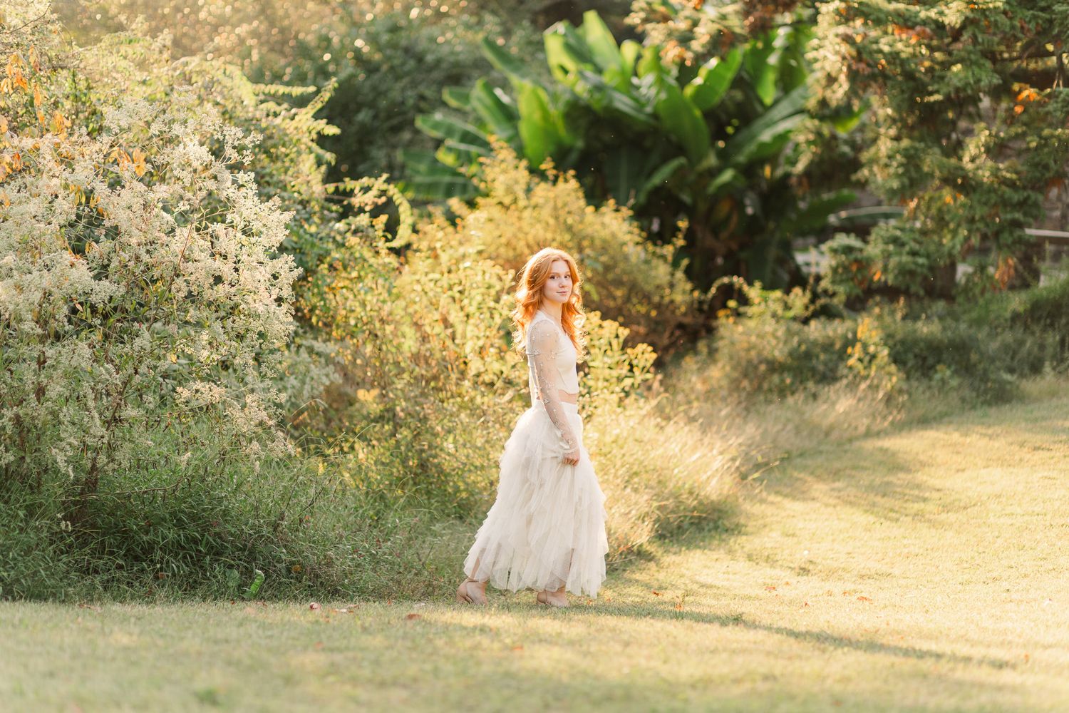 Richmond Virginia senior portrait photographer photos at Maymont.