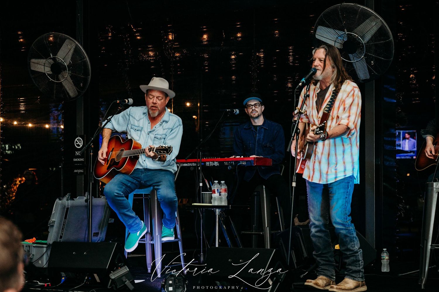 Pat Green performing on stage at Kirby Ice House The Woodlands
