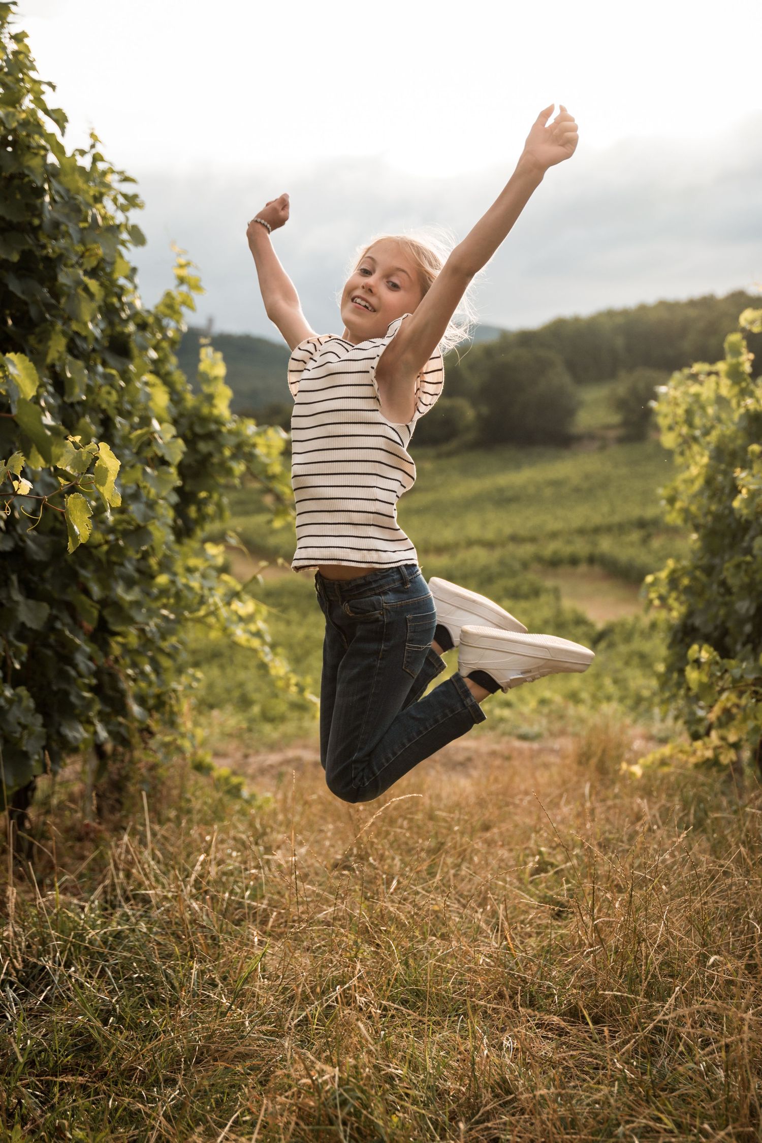 Portrait naturel d’une adolescente lors d’une séance photo en Alsace