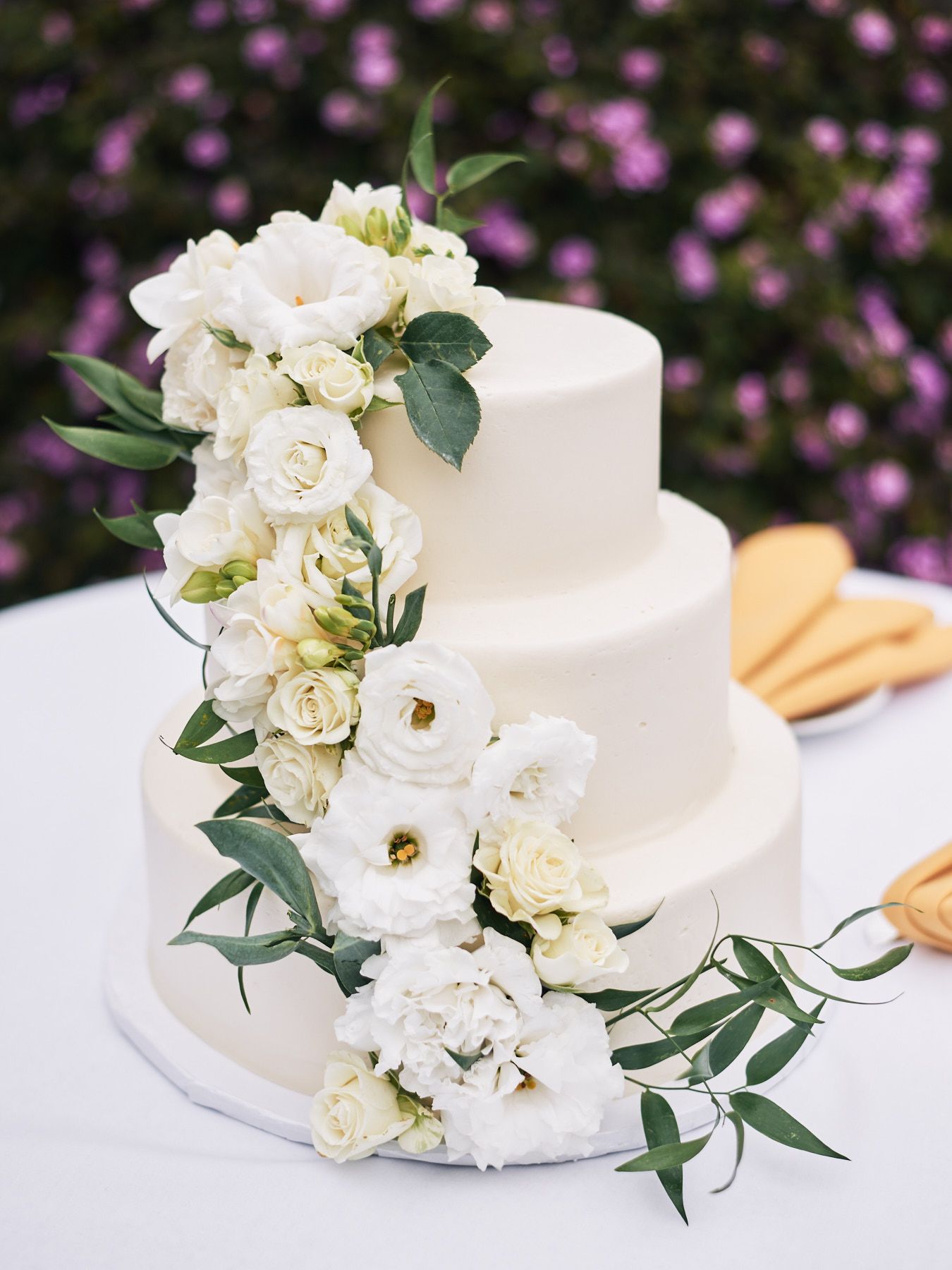 SusieCakes wedding cake photo