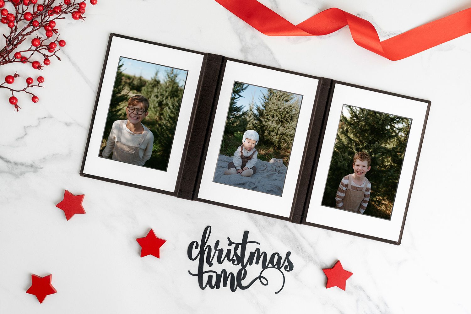 Melissa Stuer Photography Moederschapsfotograaf Moerbeke Oost-Vlaanderen kerstmini fotoshoot kerstbomen kerst fotoafdruk kinderen