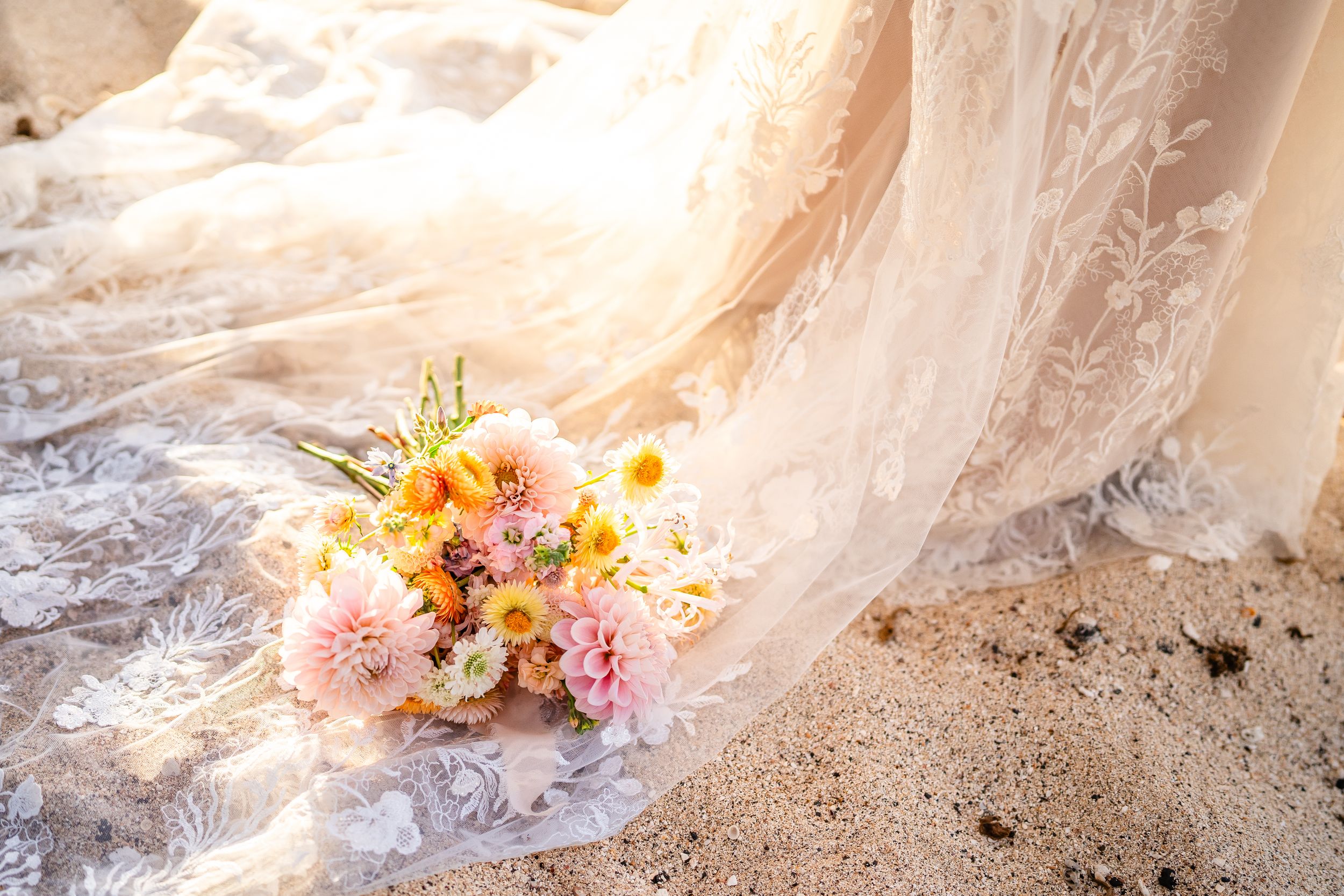 Big Island wedding & elopement photographer capturing romantic, natural moments across Hawaii. Sunset beach & adventure sessions.