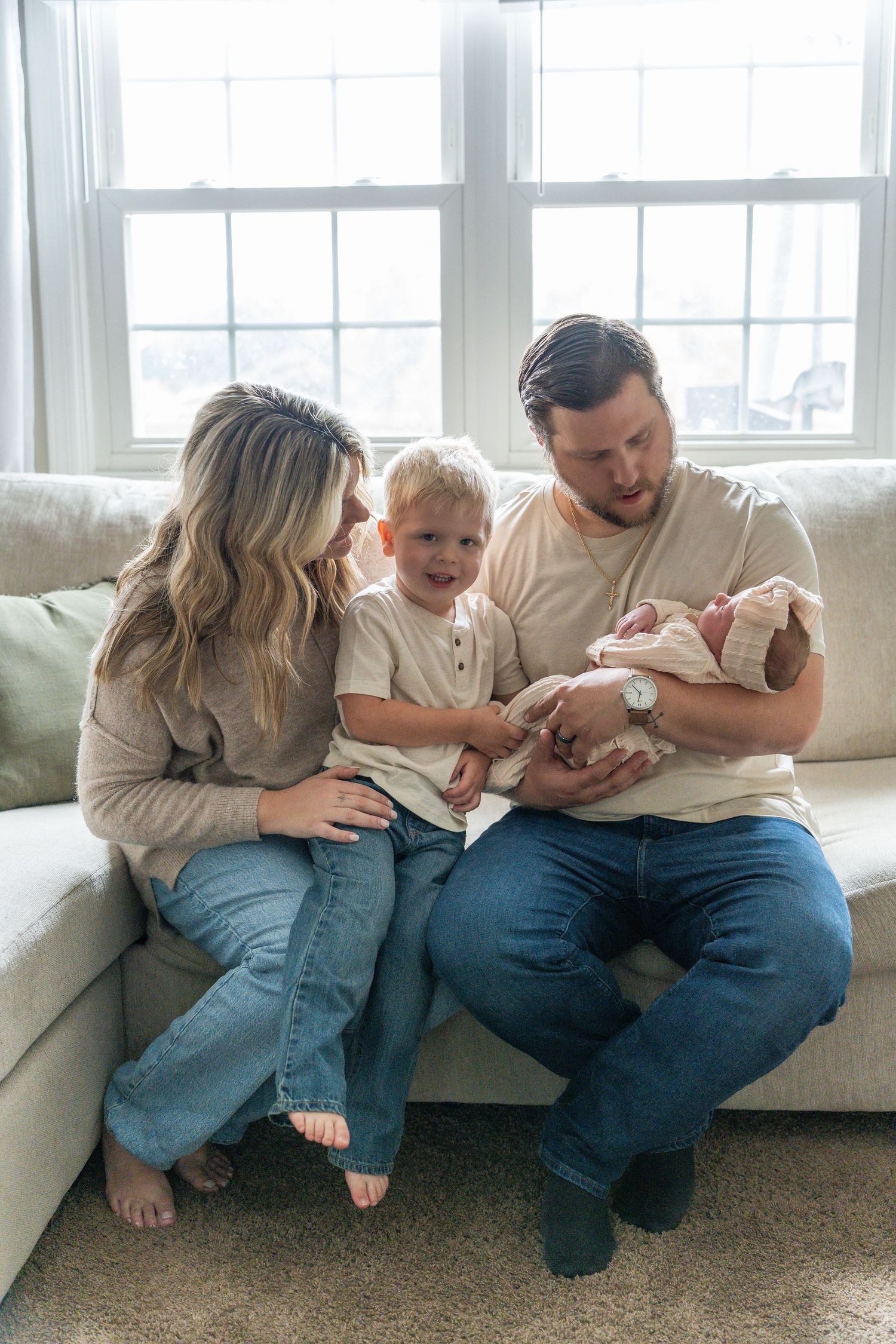 Motherhood Photographer, Pittsburgh Family Photographer, Best Motherhood Photographer, Moon Township Family Photographer, Newborn Photograph