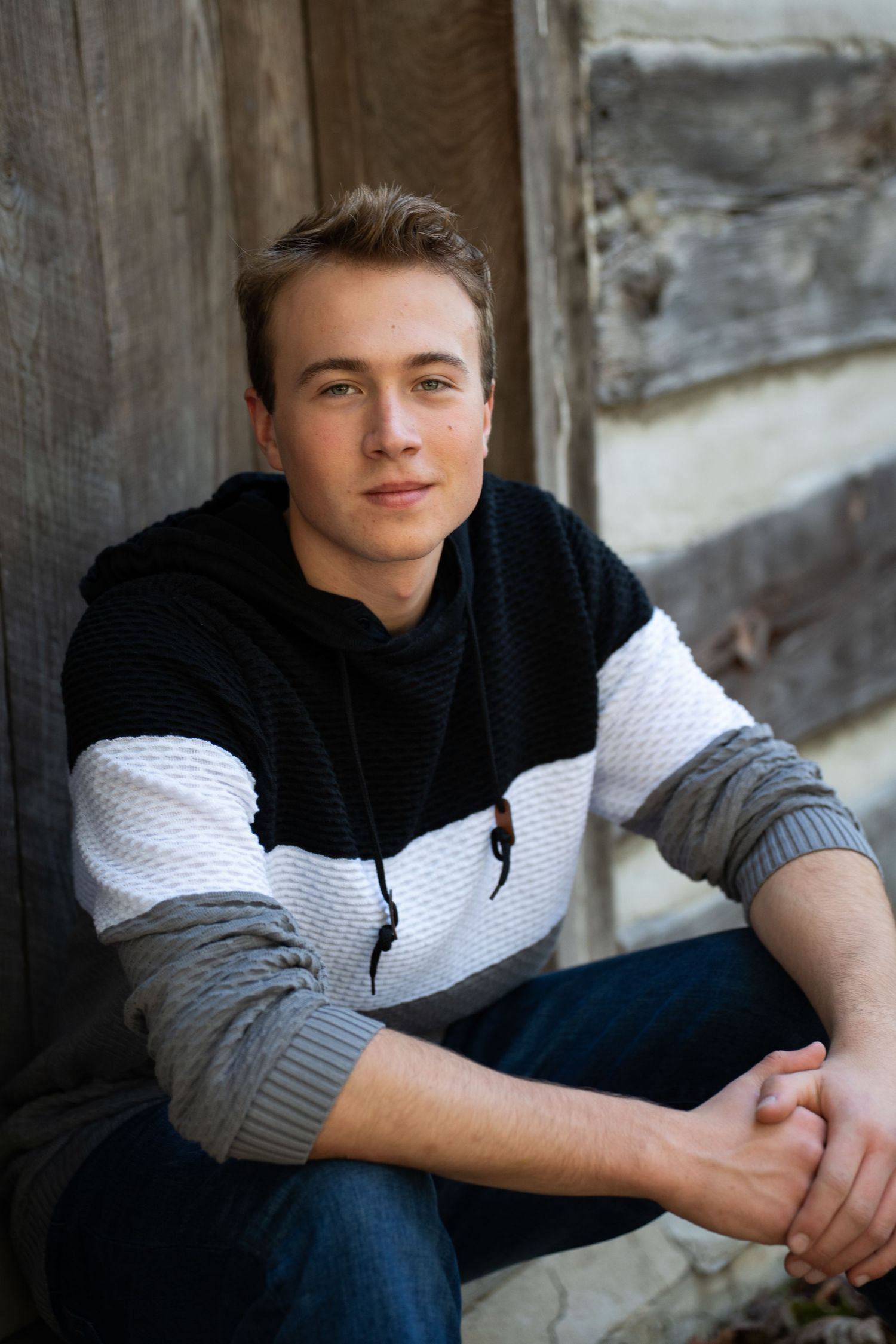 Senior Portrait photographer in Moon Township pa
Pittsburgh senior photographer
Pittsburgh Portrait Photographer
MIlestone Photographer