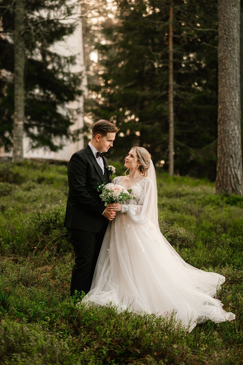 hääkuva, hääpotretti, häävalokuvaus, first look