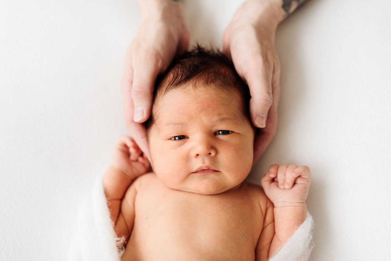Newbornkuvaus | Jasmine Grahn | valokuvaaja Ulvila |
https://www.jasminegrahn.fi/