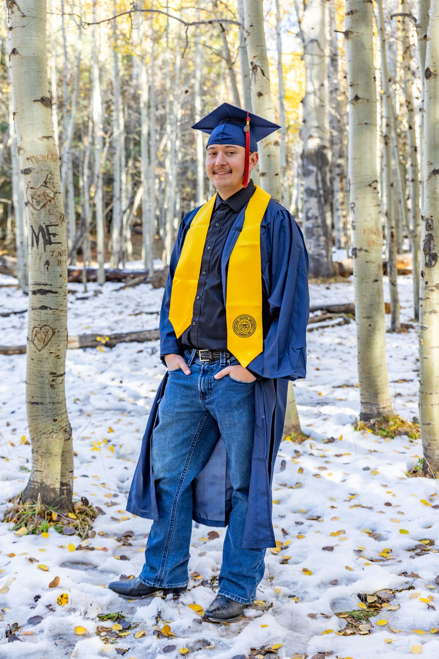 grad, northern arizona, flagstaff, college, arizona portrait photographer, snow, aspen, trees, male, cap and gown