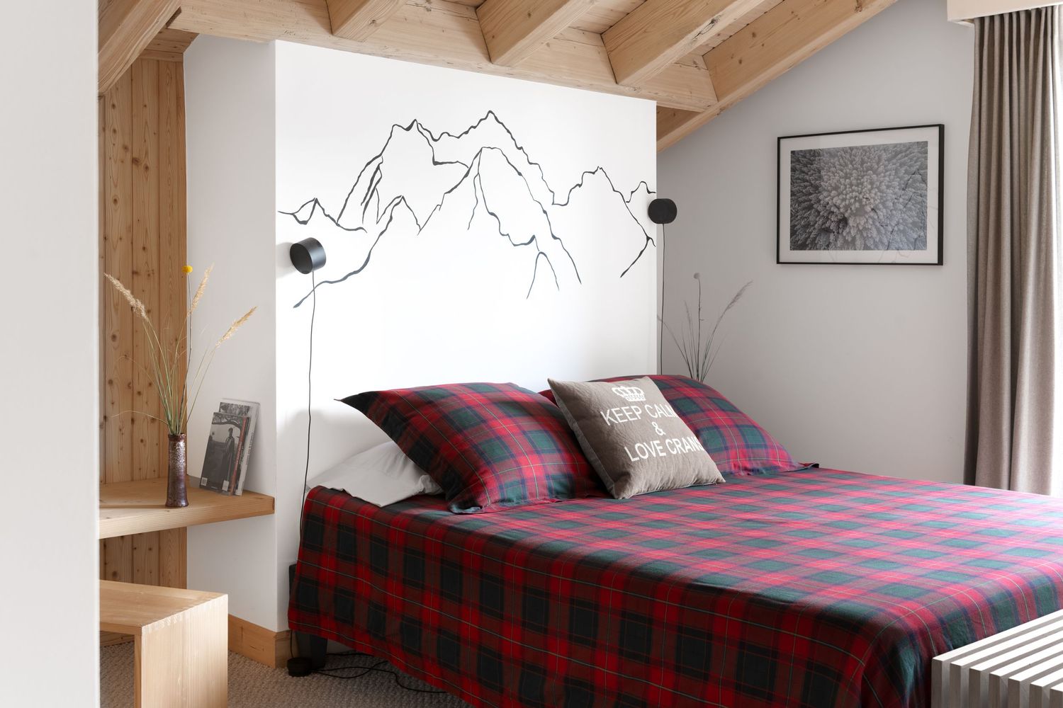 Espaces Contemporains article for Florent Breton - interior design photography of a chalet bedroom - in Crans Montana, Switzerland
