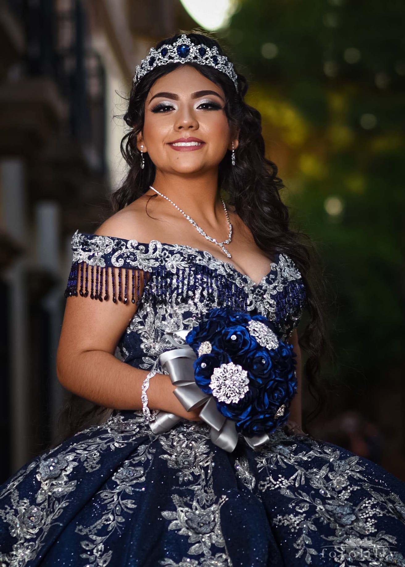 modern quince photoshoot locations Dallas Fort Worth – contemporary city-style quince sessions