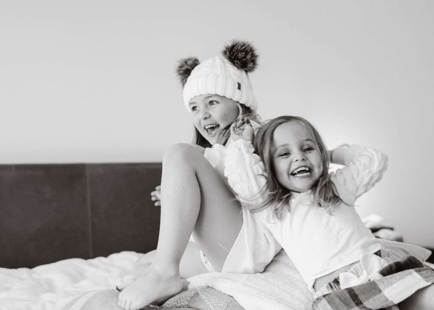 in home family photography winter richmond va cozy lifestyle at home newborn candid RVA Virginia portrait kids children Emily Butz M.photo