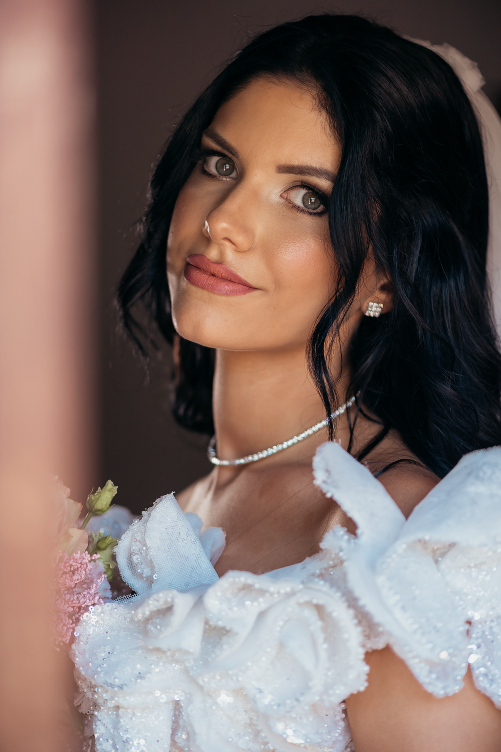 portret mlade