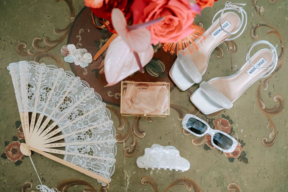 i dettagli della sposa per il suo matrimonio a villa casa rossa ad imperia.