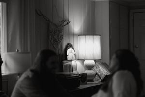 vintage style maternity session in Fort Worth Texas retro style photography