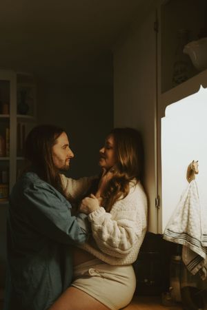 vintage style maternity session in Fort Worth Texas