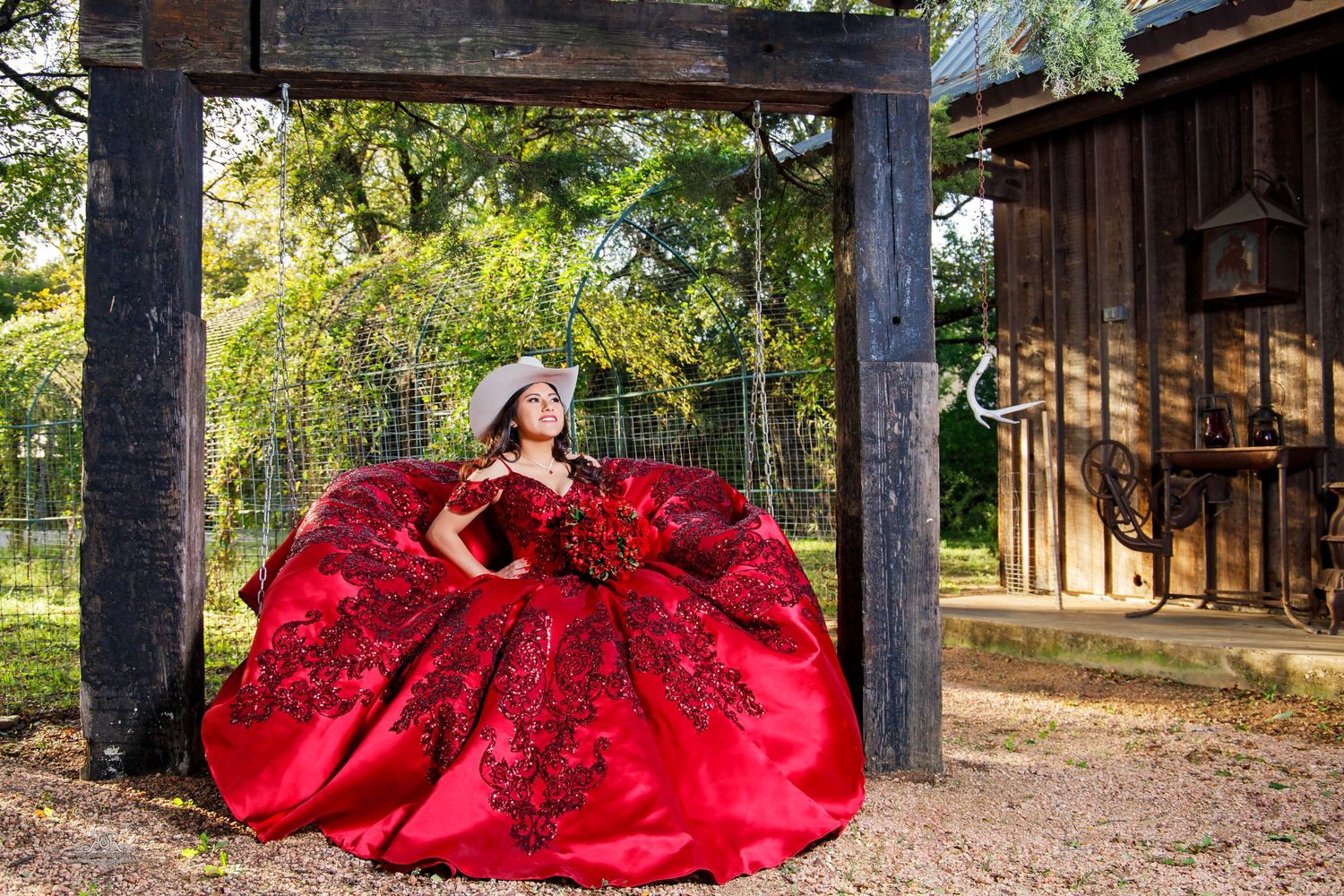 Capture life´s best moments 
Dallas Quinceañera photography and video 
Dallas Weddings photography and video
