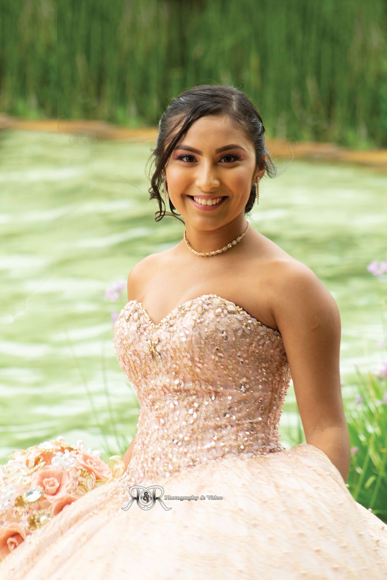 Capture life´s best moments 
Dallas Quinceañera photography and video 
Dallas Weddings photography and video