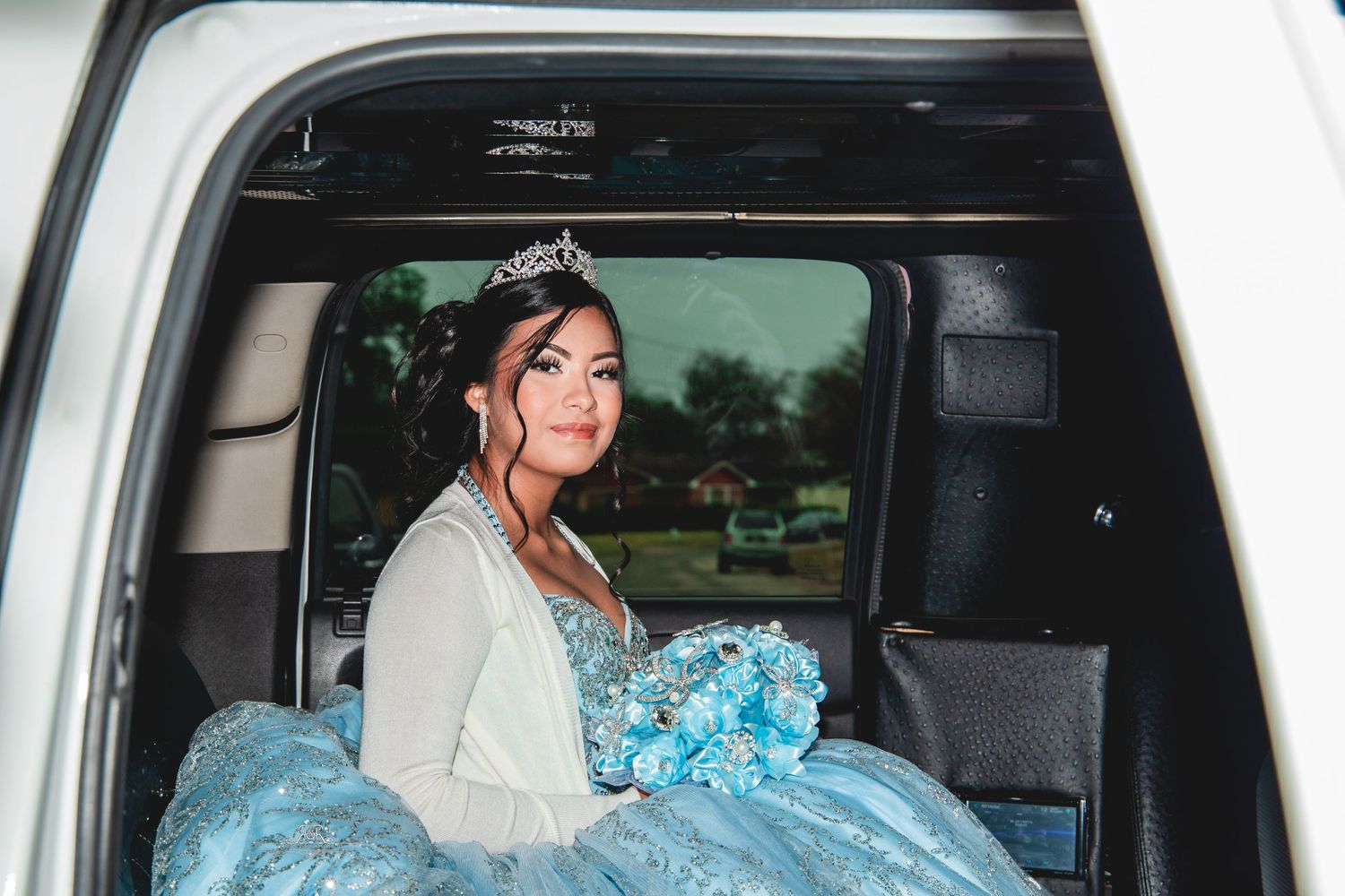 Capture life´s best moments 
Dallas Quinceañera photography and video 
Dallas Weddings photography and video