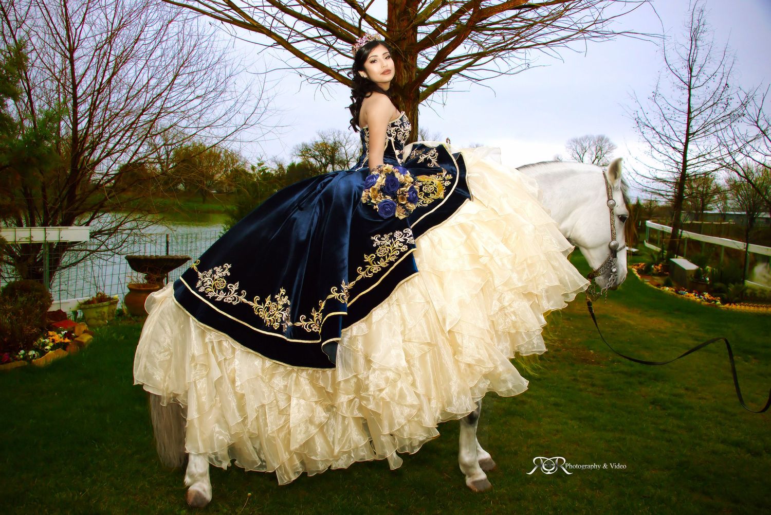 Capture life´s best moments 
Dallas Quinceañera photography and video 
Dallas Weddings photography and video