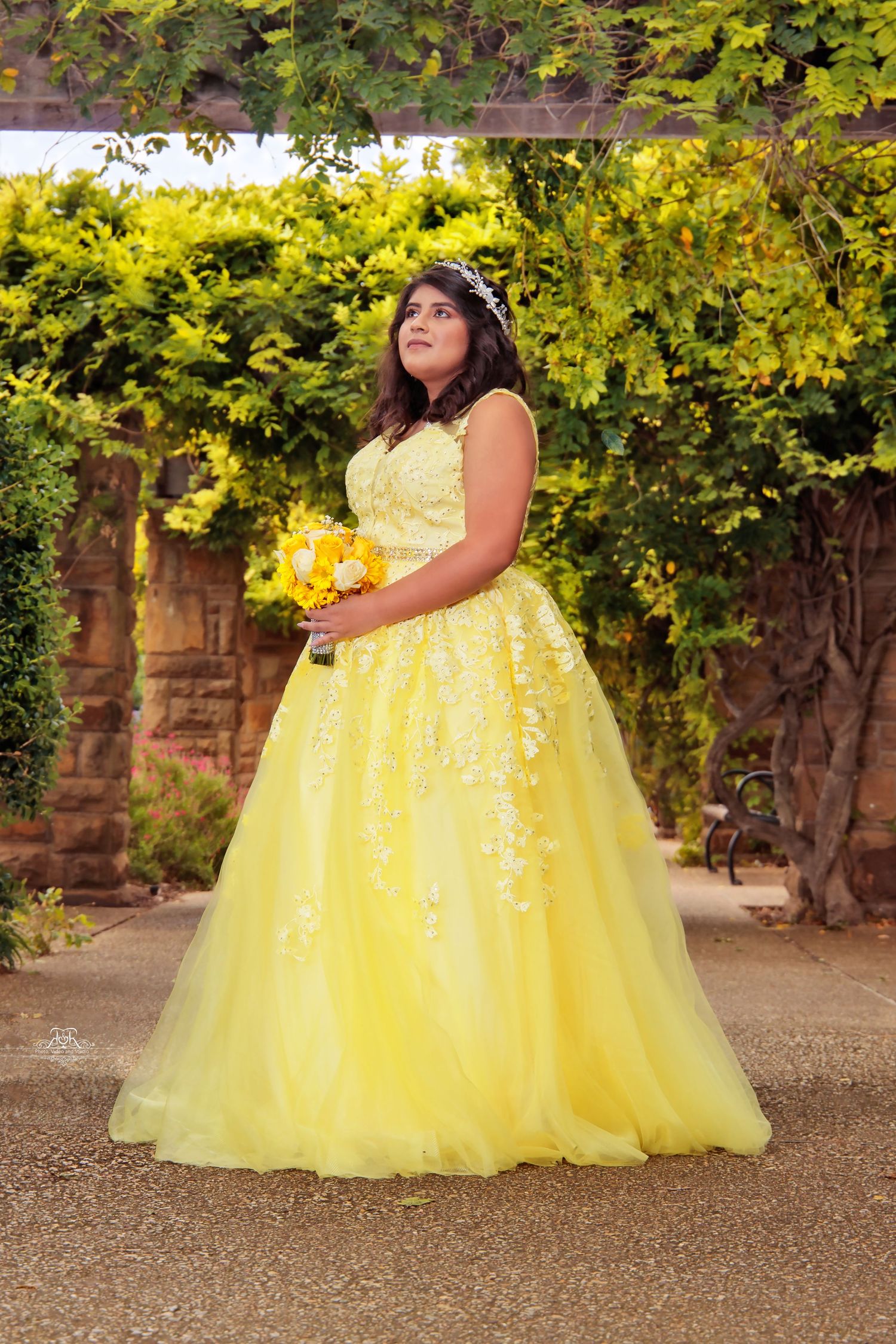 Capture life´s best moments 
Dallas Quinceañera photography and video 
Dallas Weddings photography and video