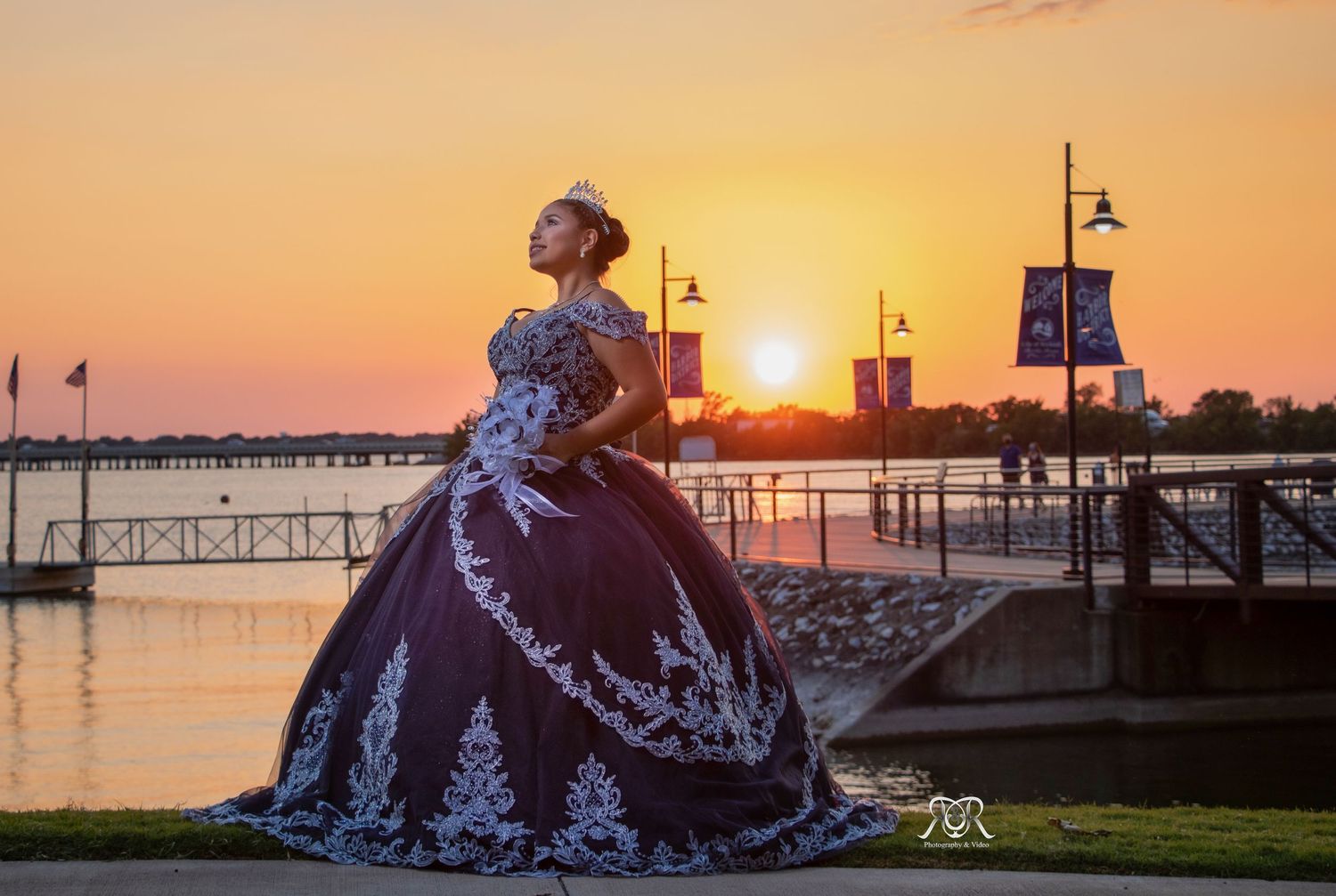 Capture life´s best moments 
Dallas Quinceañera photography and video 
Dallas Weddings photography and video
