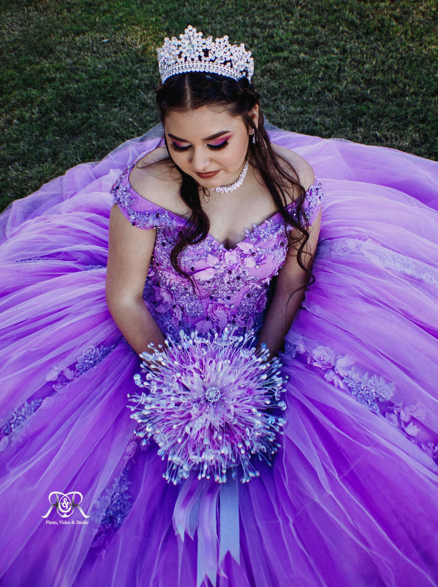 Capture life´s best moments 
Dallas Quinceañera photography and video 
Dallas Weddings photography and video