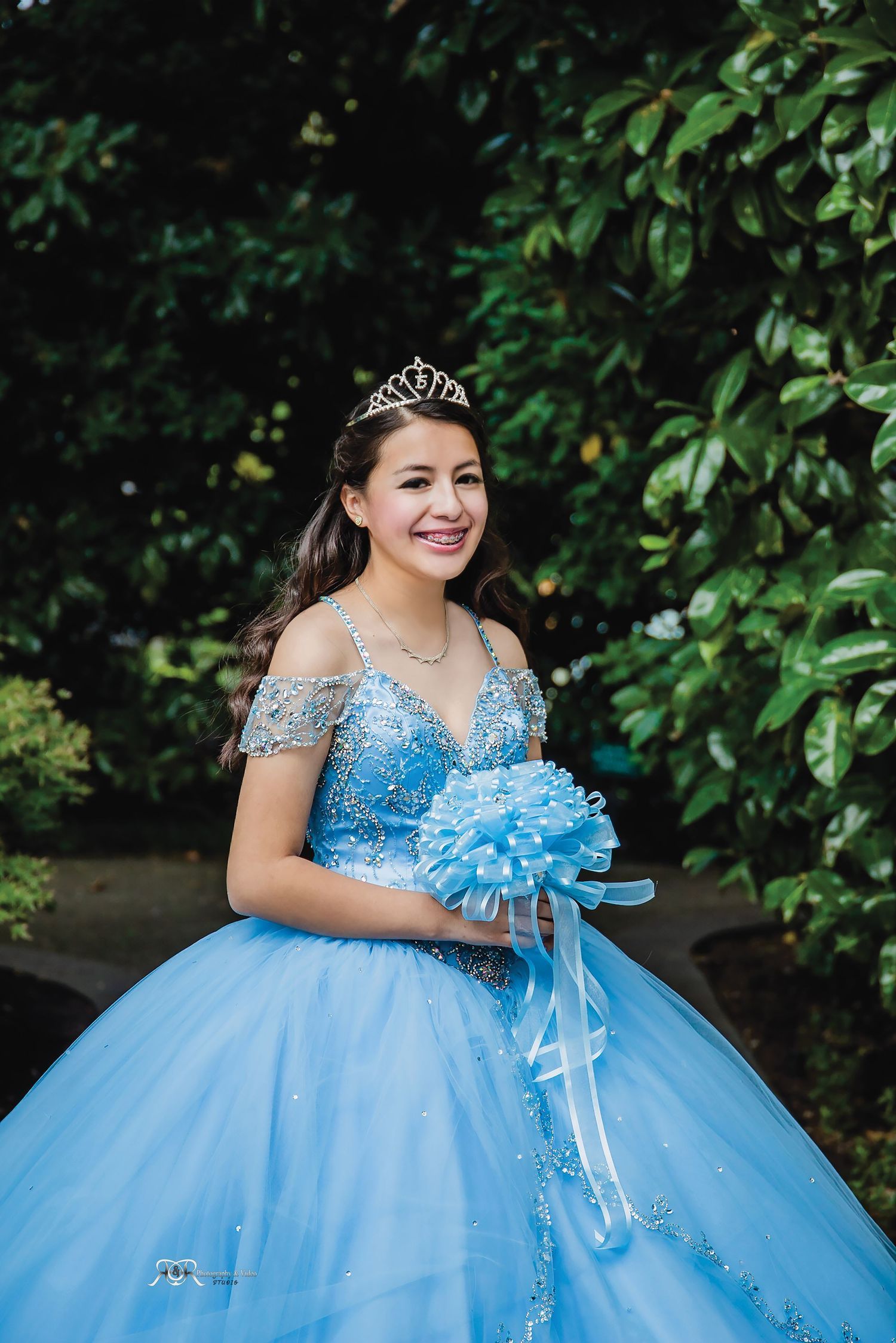 Capture life´s best moments 
Dallas Quinceañera photography and video 
Dallas Weddings photography and video