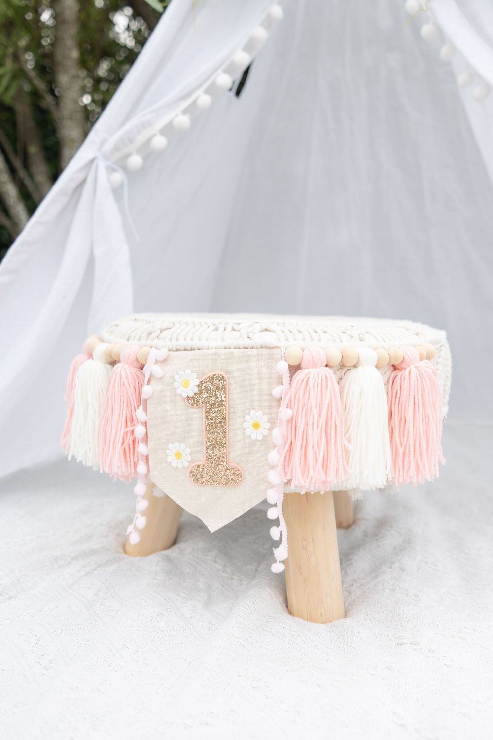 stool