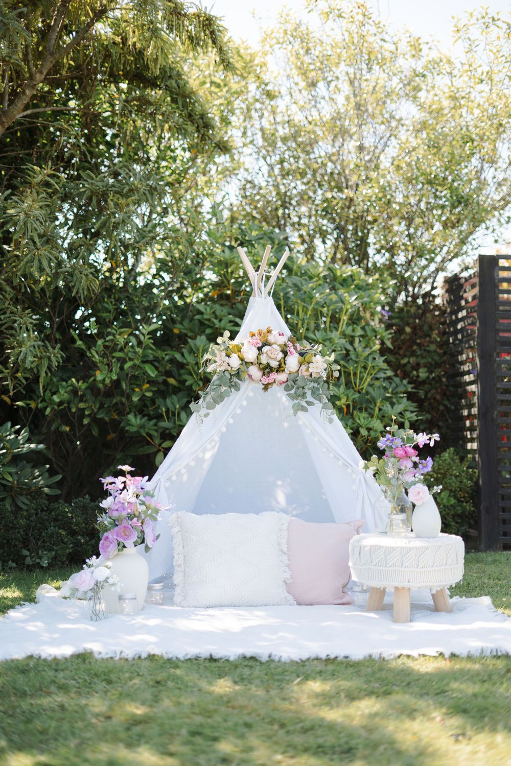 Tee pee tent up