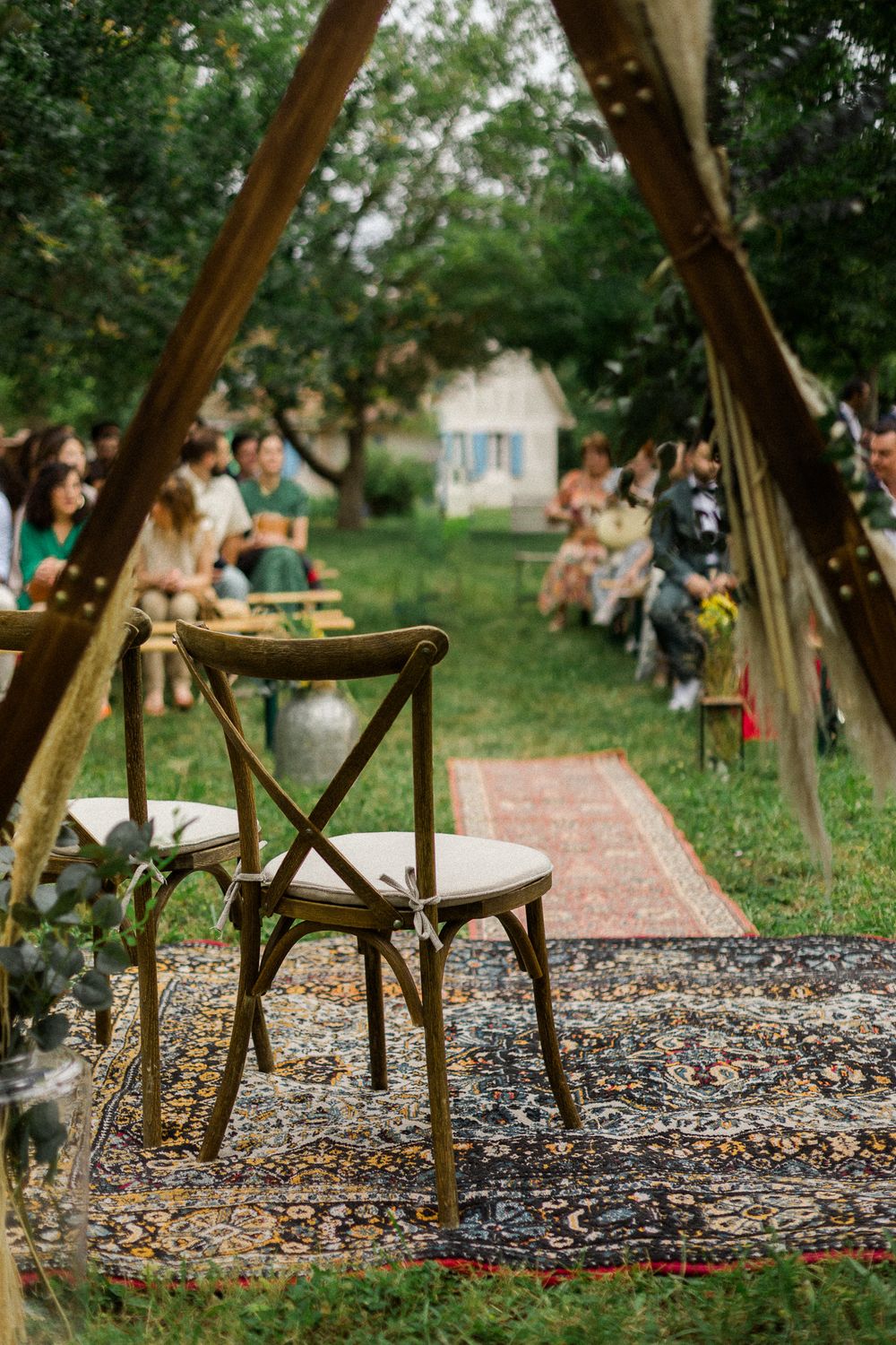 Photographe de mariage capturant des instants sincères et intemporels avec une approche artistique, élégante et naturelle.