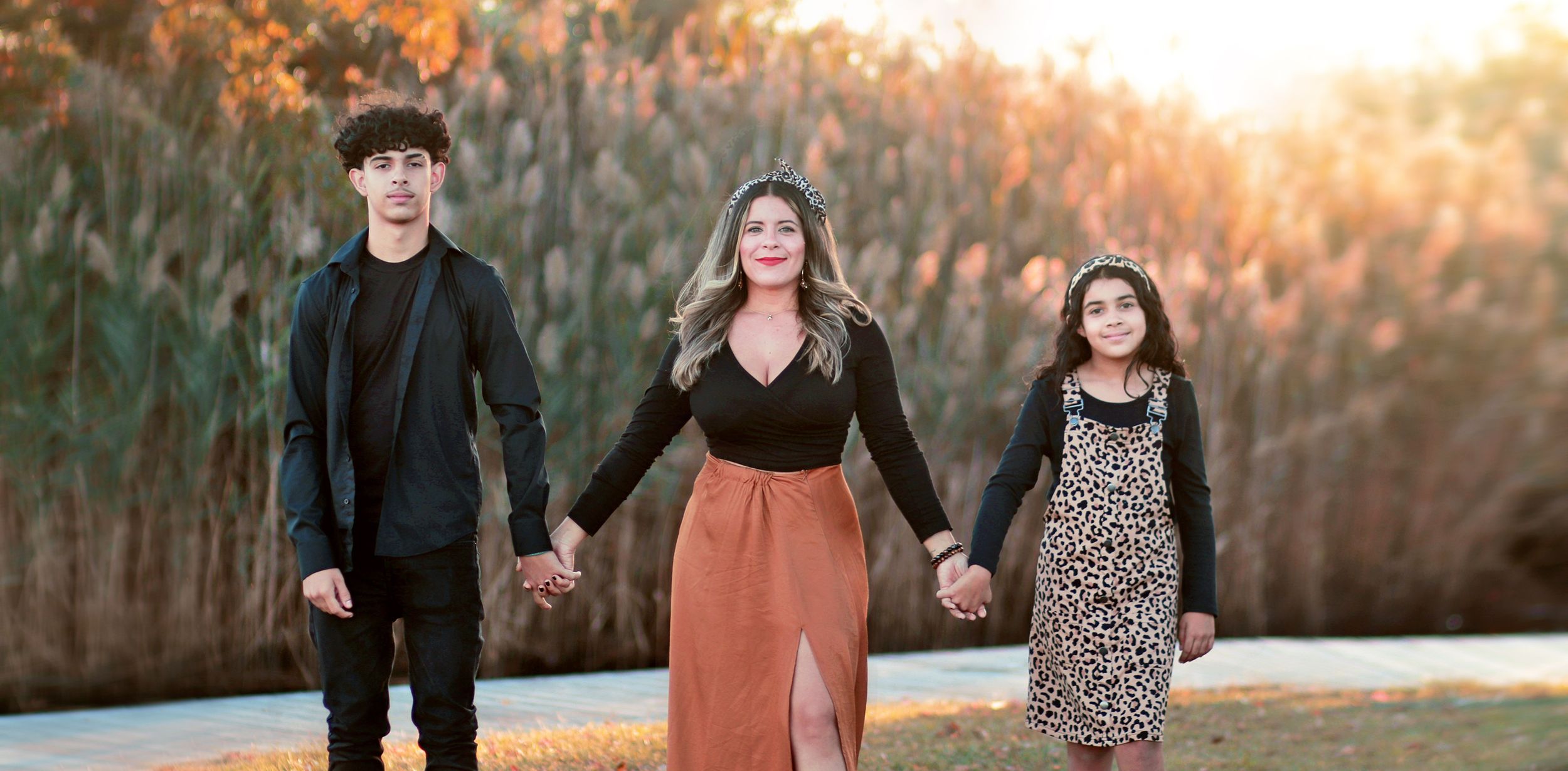 Smoky Mountains fall photoshoot,  fall portrait photographer, fall family photoshoot,  Western North Carolina, bryson city, atlanta Ga, book
