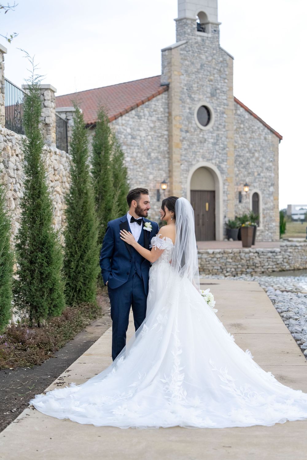 Westlake, TX 76262 Chapel at Palacios Wedding venue ceremony reception floral wedding party cutting cake getting ready couple portraits sun
