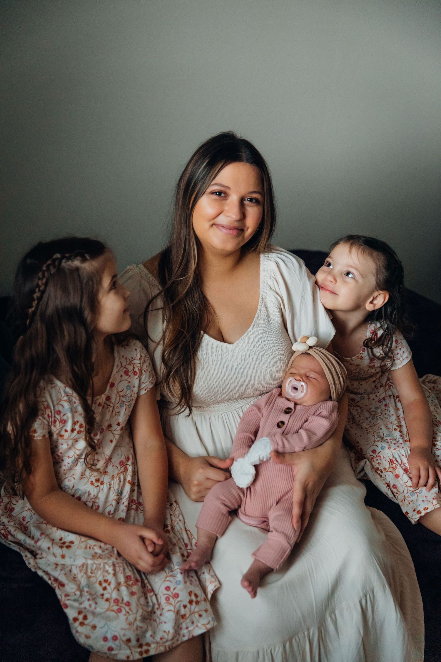 mother with daughters