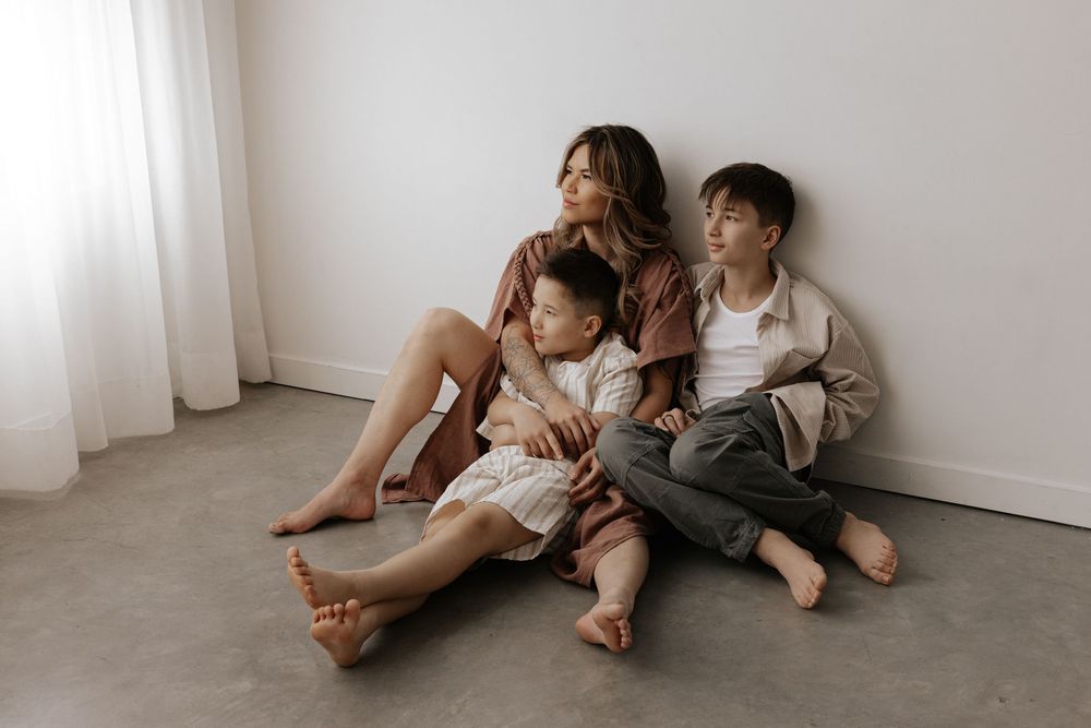the gallery studio in calgary alberta used for a mom and me photoshoot