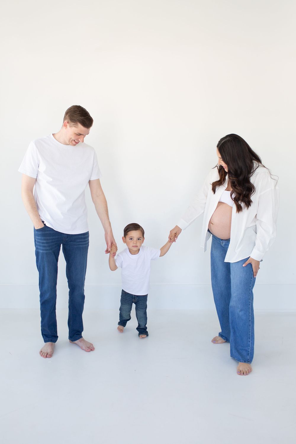 Charleston maternity photographer Charleston newborn photographer