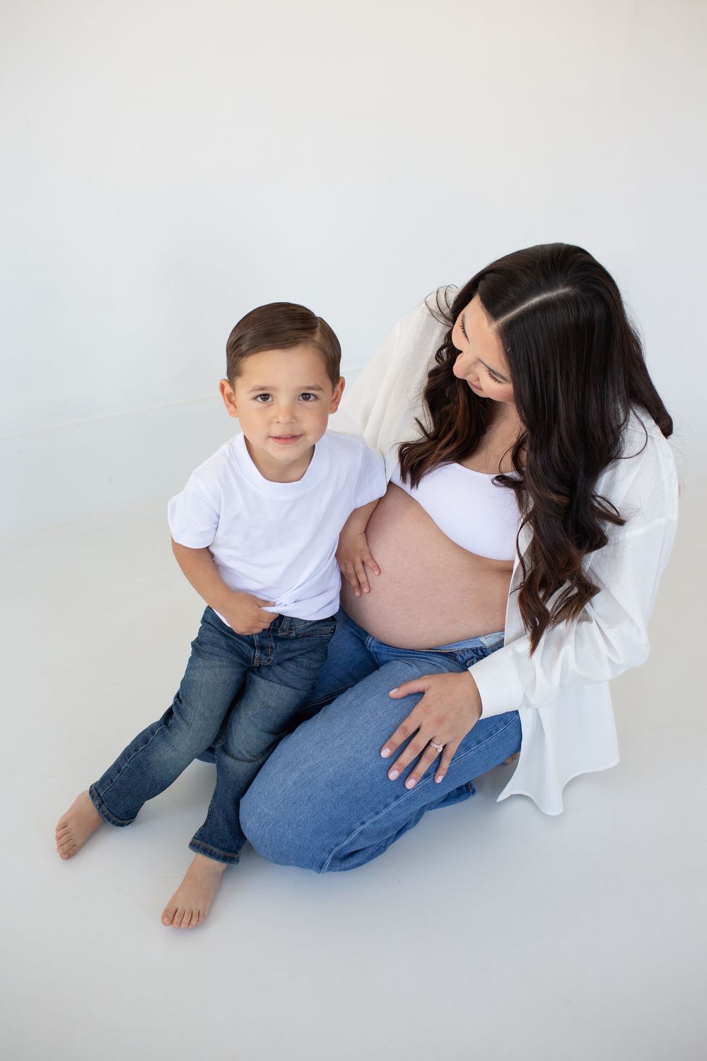 Charleston maternity photographer Charleston newborn photographer