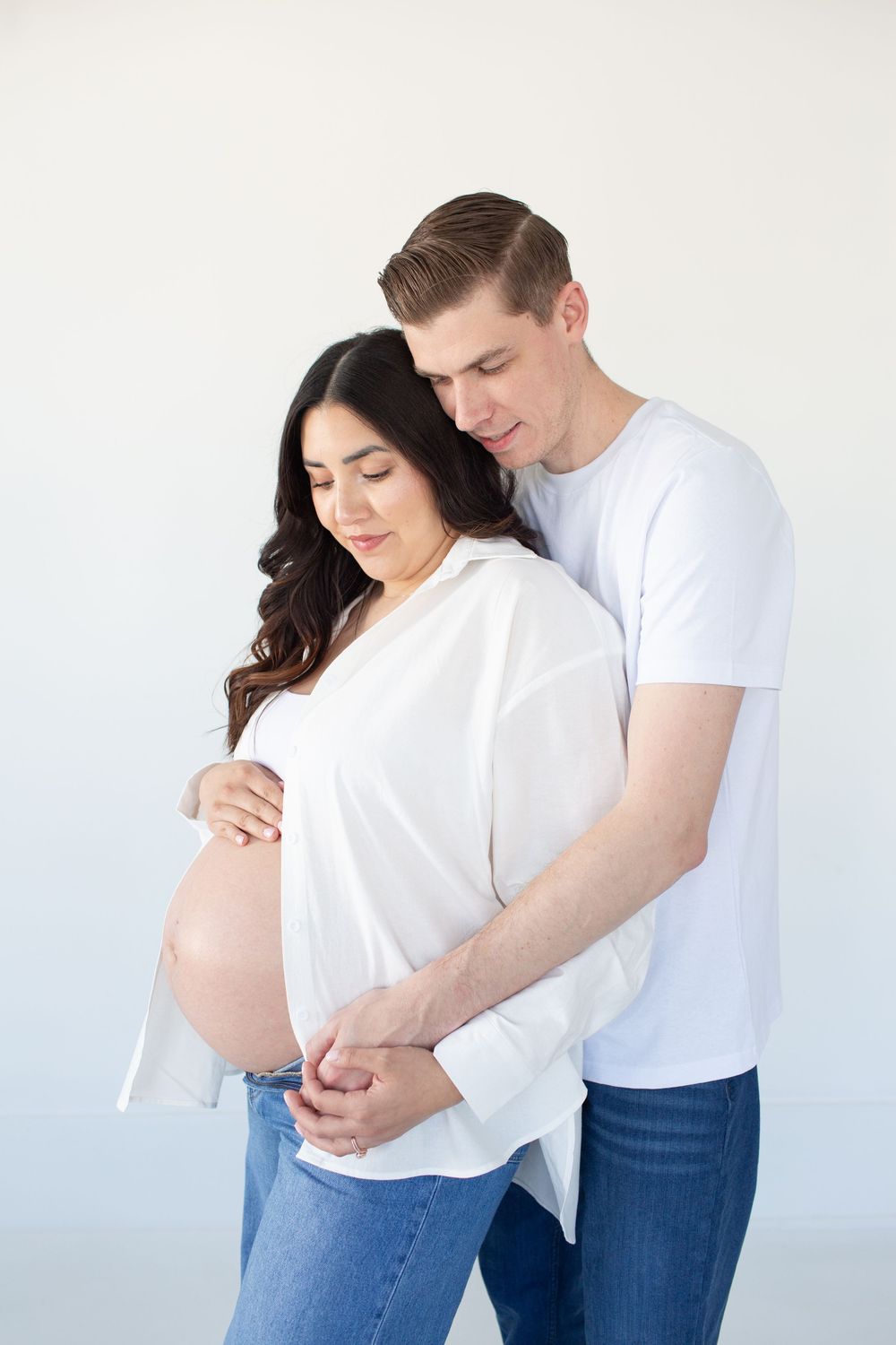 Charleston maternity photographer Charleston newborn photographer